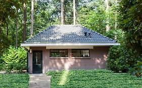Bos Huisje